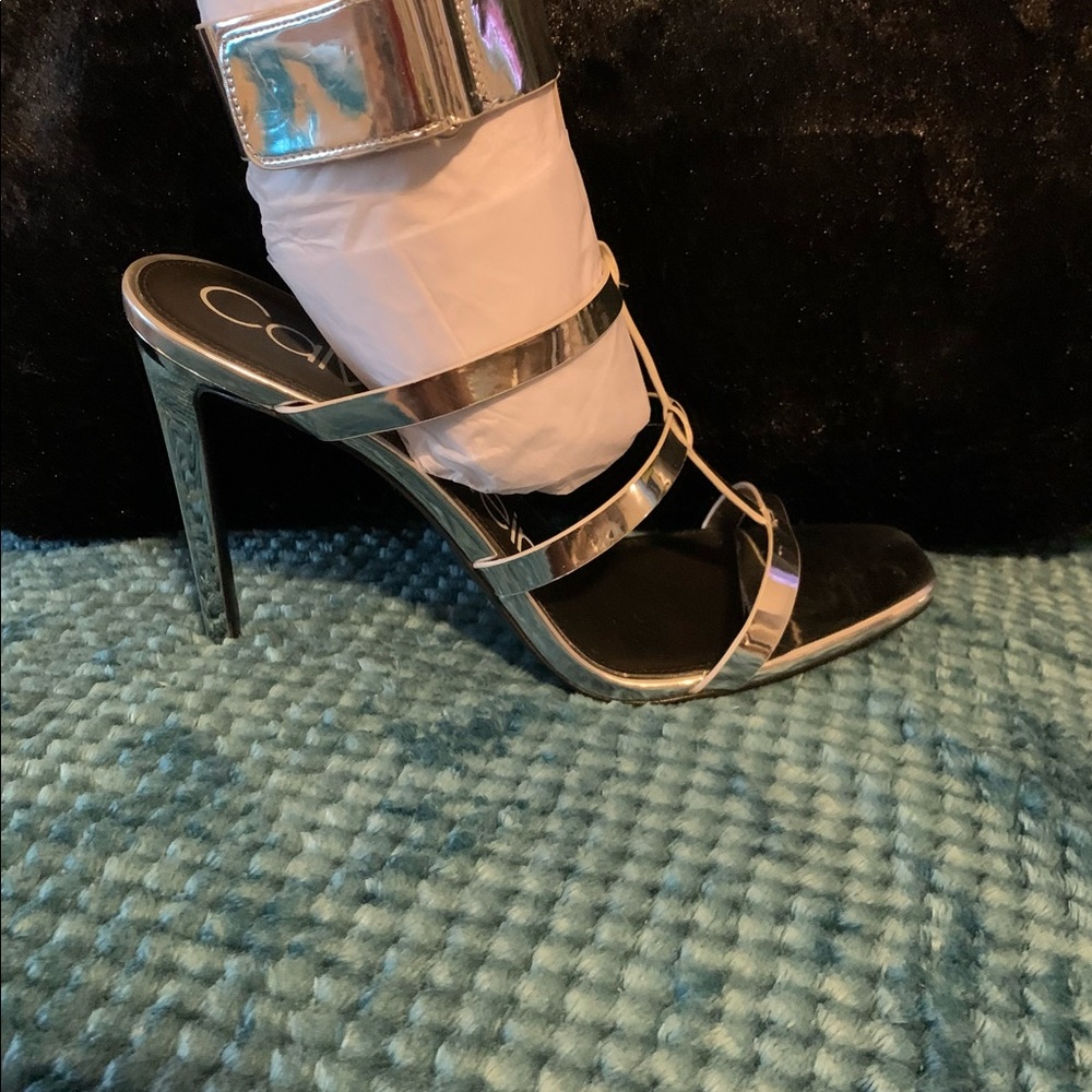 CALVIN KLEIN HEELS